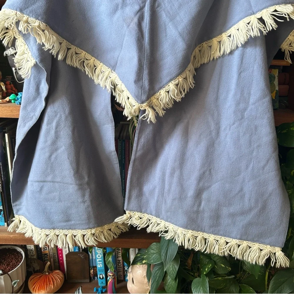 Vintage 60s Light Blue Shawl with Cream Fringe and Pockets